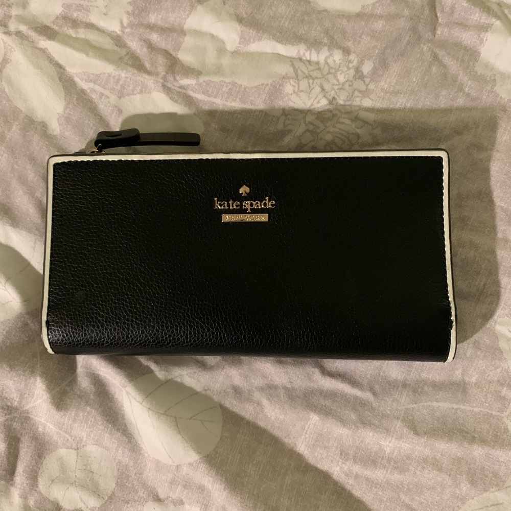 ♠️Kate Spade Wallet ♠️